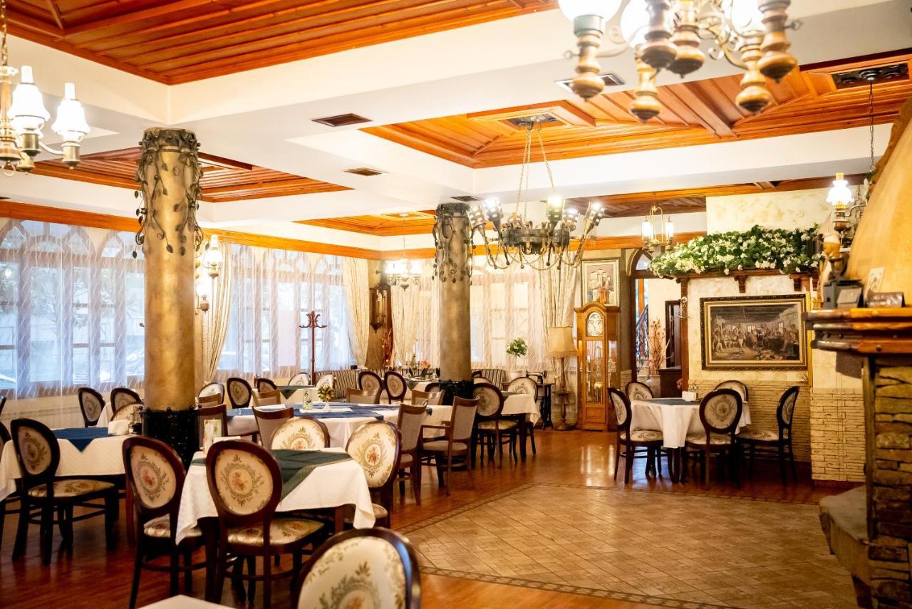 Globus Hotel Plovdiv Exterior photo
